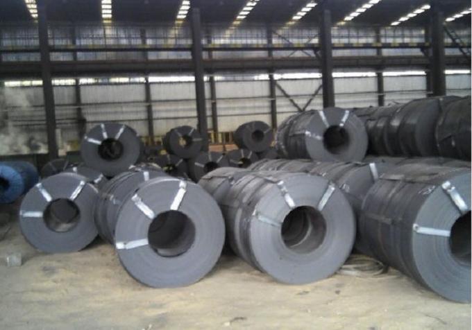 310 adaptés aux besoins du client/310S ont laminé à froid des bobines d'acier inoxydable gravant Aisi en refief 304 avec les panneaux de polissage de poinçon